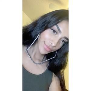 Meet your Posher, Maricela